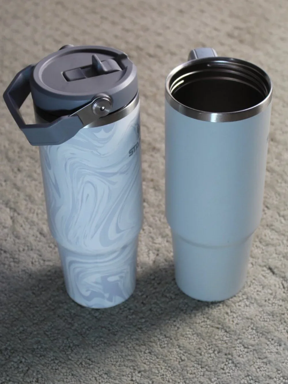Set of 2 Stanley 30 Oz. Quencher Tumbler Polar Swirl Grey Marble & Grey (1 Lid)